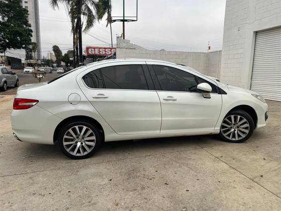 PEUGEOT 408 1.6 GRIFFE 16V TURBO FLEX 4P AUTOMÁTICO